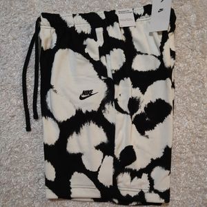 Men's Nike Shorts Cotton Black & White Panda NWT
